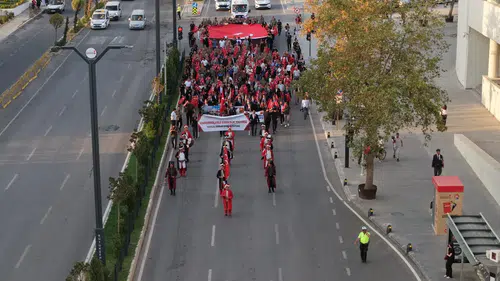 Kahramanmaraş’ta gaziler Türk bayraklarıyla yürüdü