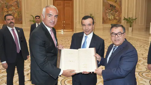 Özbekistan'da Türk kültürü dayanışması