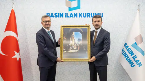 İletişim Başkanı Duran’dan Basın İlan Kurumu’na Ziyaret