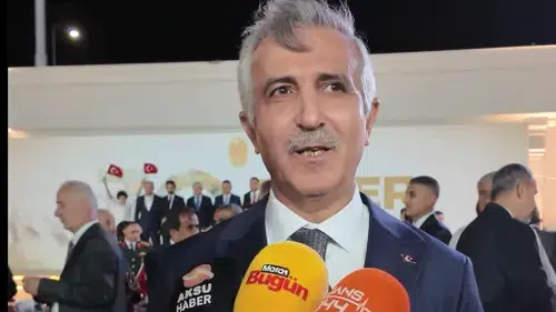 Vali Ünlüer’den 30 Ağustos’ta Güçlü Türkiye Mesajı