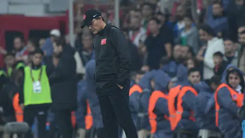 İtalya Yenilgisi Sonrası Tribünlerden Montella ve TFF’ye İstifa Çağrısı!