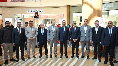 Rektör Okumuş BİLİMFEST’te Öğrencilerle Bir Araya Geldi