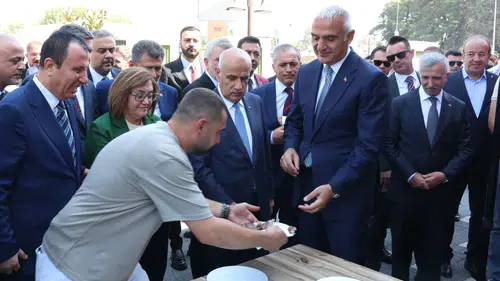 Zeyrek Döner’den Bakan Ersoy’a Maraş Lezzeti