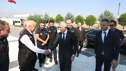 Vali Ünlüer AFAD’da: 6 Şubat Sonrası Süreç Görüşüldü