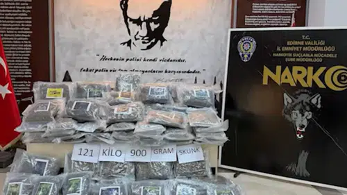 71 ilde uyuşturucu operasyonu! 2,3 ton uyuşturucu ve 4 milyon hap ele geçirildi