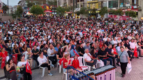 Filenin Sultanları'nın Avrupa Şampiyonluğu Maltepe'de dev ekranda kutlandı