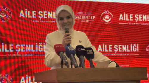 Bakan Göktaş: "261 Bin 854 Genç Aile Fonu Kredisiyle Evlendi"