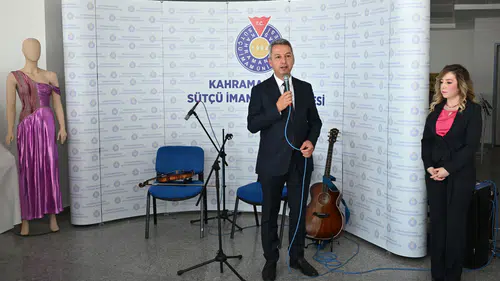 KSÜ’de Kutnu Kumaşı KUTNOVA Dijital Defilesiyle Tanıtıldı