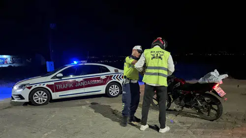 Kahramanmaraş’ta Sürücülere Reflektif Yelek