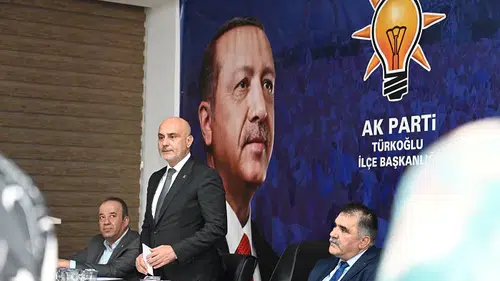 AK Parti Türkoğlu Danışma Toplantısında Teşkilat Buluşması