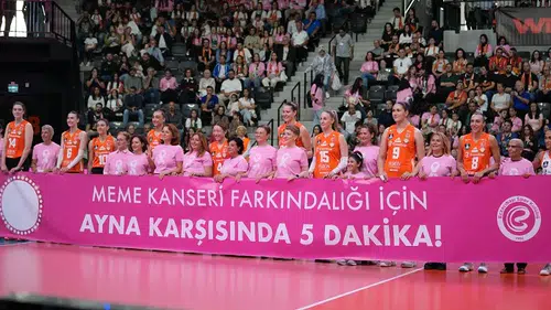 Eczacıbaşı Ve Memorial’dan Meme Kanseri İçin Pembe Tribün