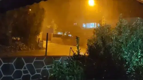 Hatay'da Ceviz Büyüklüğünde Dolu Yağdı: Araçlar Hasar Gördü