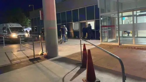 Ayvalık Açıklarında Tekne Battı: 8 Kişi Kurtarıldı, 1 Kayıp