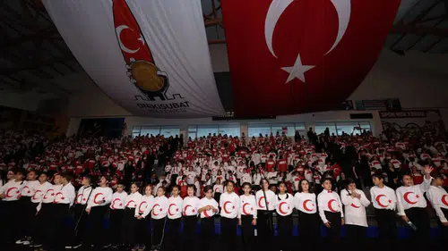 Onikişubat Belediyesi’nden Cumhuriyet’in 103. yılına 1300 sesli dev konser