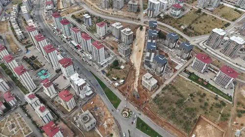 Kahramanmaraş'ta Tömek Kavşağı'nda trafik sıkışıklığına son verecek düzenlemelere başlandı