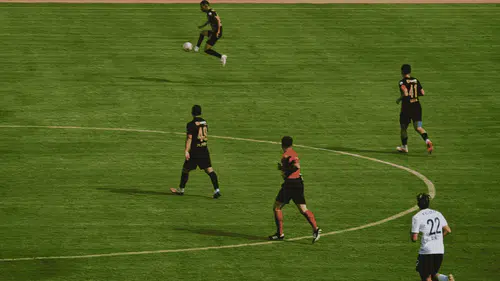 İstiklalspor-Ankara Demirspor Maçında İkinci Yarı Başladı