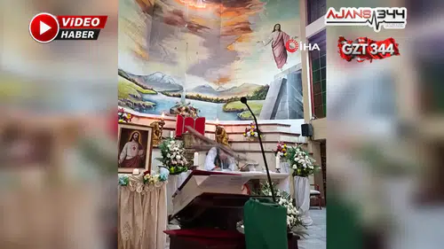 Canlı Yayında Başına Haç Düşen Rahip Hayatını Kaybetti