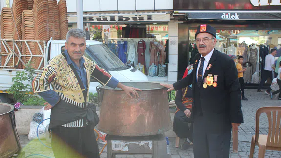Kıbrıs Gazisi Şair Kamil Gökçe'den Kahramanmaraş'a şiirler!