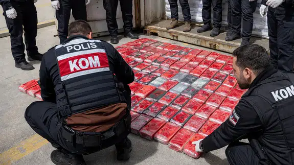 Dev Operasyonla 106 Kg Kokain Ele Geçirildi