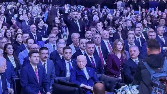 Ülkücü Gençlik Büyük Kurultayda Buluştu
