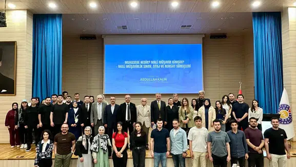 KSÜ'de Mali Müşavirlik Mesleği Öğrencilerle Tartışıldı