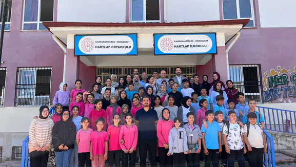 Kahramanmaraş’ta Avşar Yurdu Öğrencilerinden Eğitime Anlamlı Destek