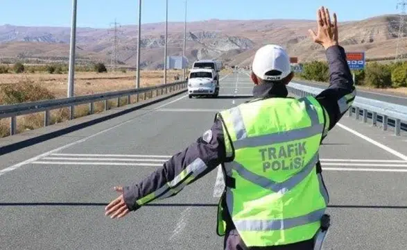 Kahramanmaraş’ta Trafik Denetimlerinde 2.844 Sürücüye Ceza Kesildi
