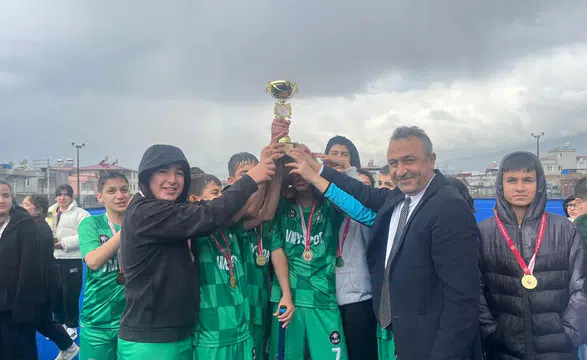 Meğer Kahramanmaraş'ta ne cevherler varmış! Hokey turnuvasında nefes kesen finaller