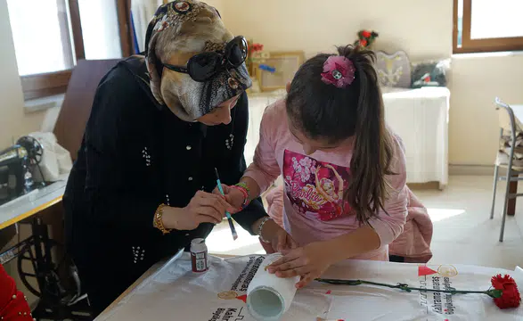 Kahramanmaraş’ta minik eller Ramazan kandili tasarladı