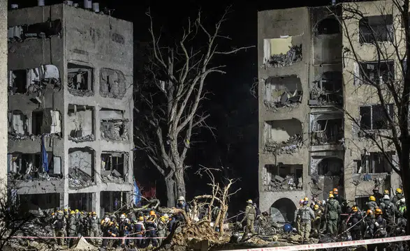 İran'ın saldırıları İsrail'de yıkım: 200'den fazla ölü