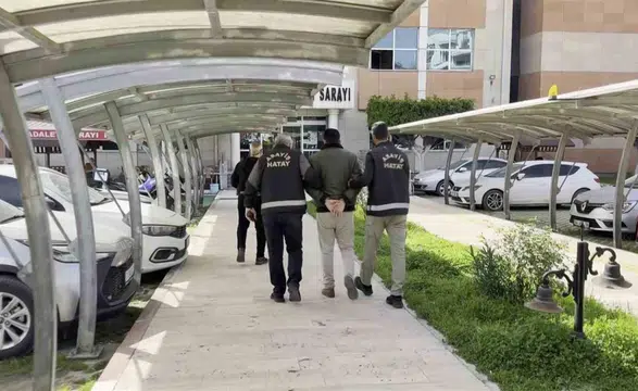 Altınları İçin Saldırıya Uğrayan Yaşlı Kadın Yoğun Bakımda