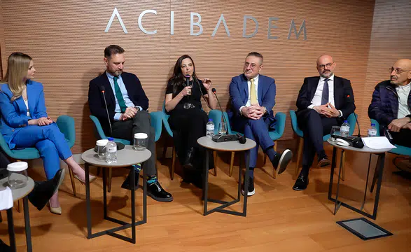 Akciğer kanserinde umut artıyor... Uzmanlardan kişiye özel tedavi vurgusu