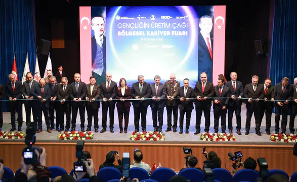 Gençler Kariyer Fuarında Gelecekle Buluştu