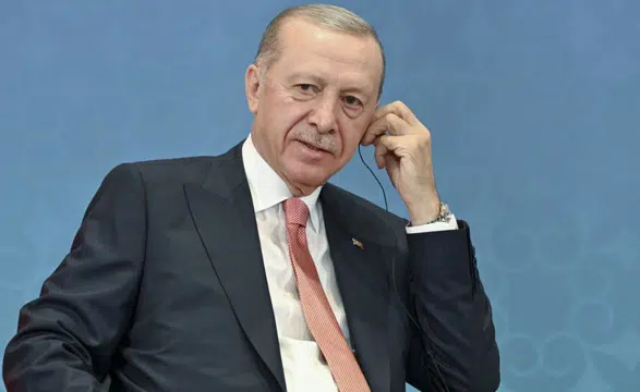 Cumhurbaşkanı Erdoğan, Macar Başbakan Magyar'ı Telefonla Kutladı!