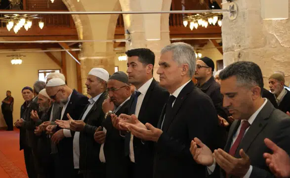 Şehitler İçin Ulu Camii’nde Kur’an Programı Düzenlendi