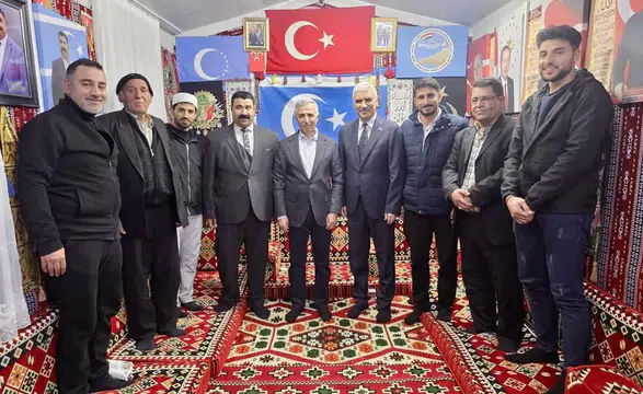 Vali Ünlüer’den Türkmen Derneğine Anlamlı Ziyaret