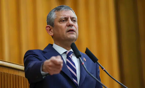 Özgür Özel: "Karşımıza Çıkmaya Cesaret Edin, Sandıkta Halkın Gücü Var!"