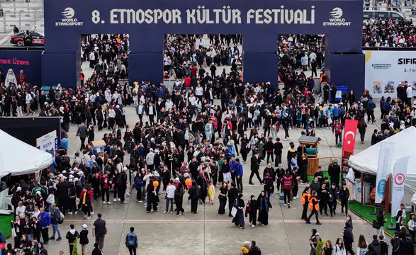 Büyükşehir, Etnospor Kültür Festivali'nde Şehrin Zenginliklerini Katılımcılarla Paylaşıyor