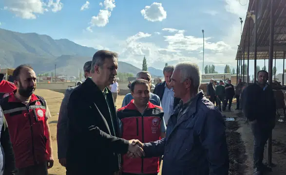 Vekil Kurt Elbistan Canlı Hayvan Borsası’nı Ziyaret Etti