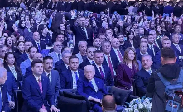 Ülkücü Gençlik Büyük Kurultayda Buluştu