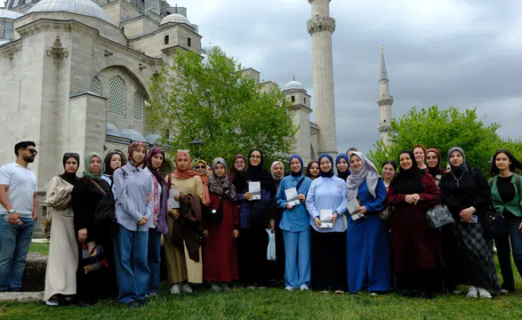'Bir Kitap, Bir Şehir, Bir Yazar Projesi' ile edebi ve kültürel gezi düzenlendi