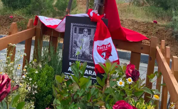 Ayla Kara Kabri Başında Dualarla Anıldı Kahramanmaraş'ta