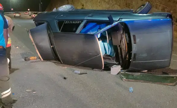 Kahramanmaraş Kuzey Çevre Yolu'nda Otomobil Devrildi