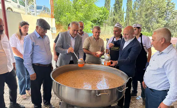 AK Parti Kahramanmaraş Milletvekili Karatutlu, Çiğli Mahallesi'ndeki Aşure Programına Katıldı