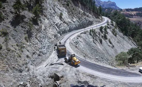 Ekinözü Alişar Grup Yolu'na 23 Kilometrelik Yatırım