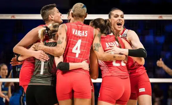 Filenin Sultanları Finalde! Çin'i 3-0'la Geçen Milliler Brezilya'nın Rakibi Oldu