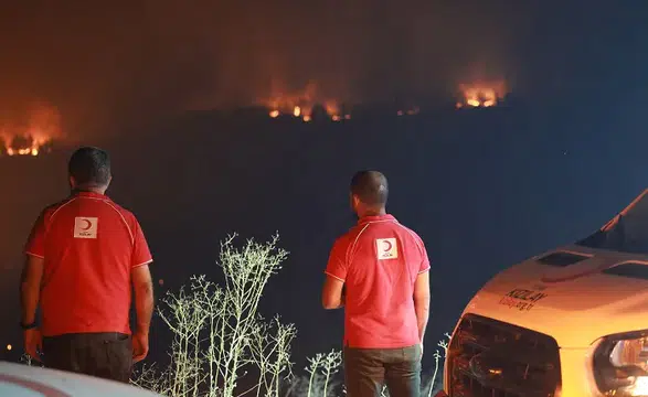 Kızılay Yangın Bölgelerinde 26 Noktada Sahada