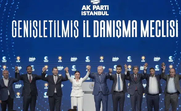 CHP’den 2 Belediye Başkanı ve Bir Başkanvekili AK Parti’ye Katıldı