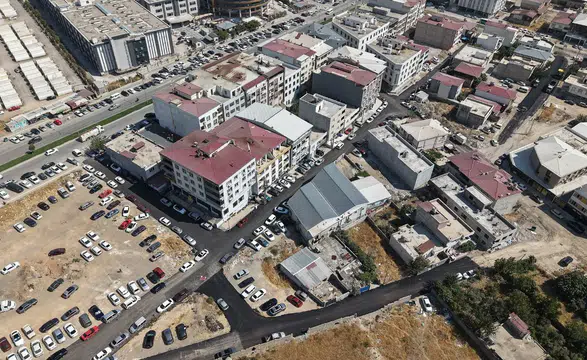 Dulkadiroğlu Yahya Kemal’de Asfalt Çalışması Başladı