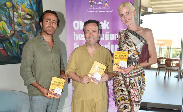 Özgür Aras'ın çok konuşulan kitabı yeni baskısını Titanic Luxury Collection Bodrum'da kutladı